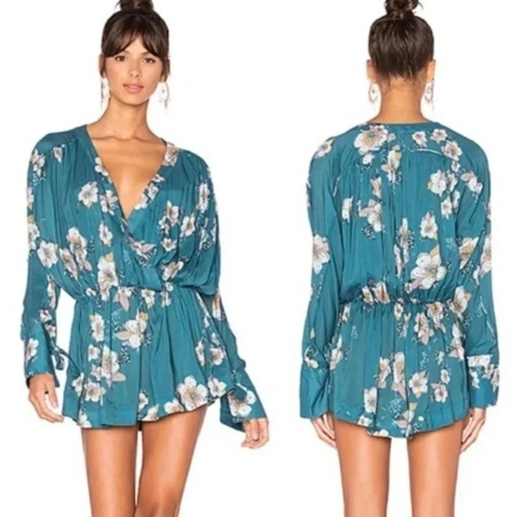 Free People Tops - 𝅺Free People Shirt Tuscan Dreams Printed  Tunic Turquoise Blue Boho Floral Top